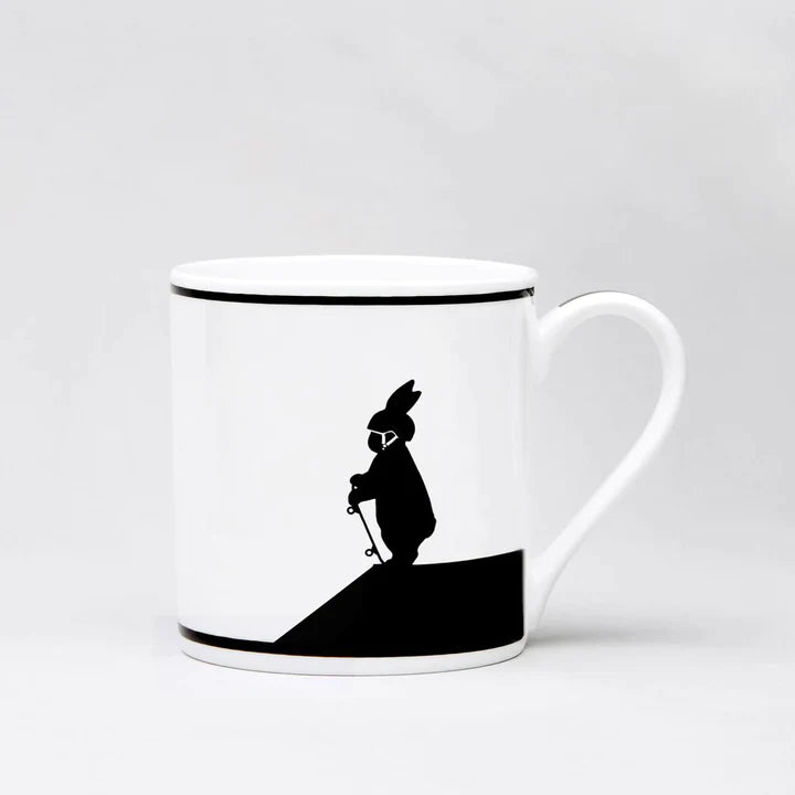 Skateboarding_Rabbit-reverse-mug