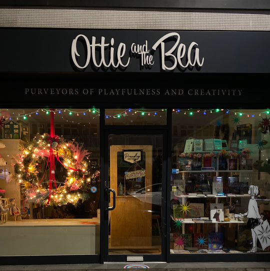 Ottie and the Bea shop front Christmas
